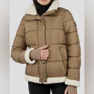 MICHAEL Michael Kors
Fleece-Trim Hooded Puffer Coat